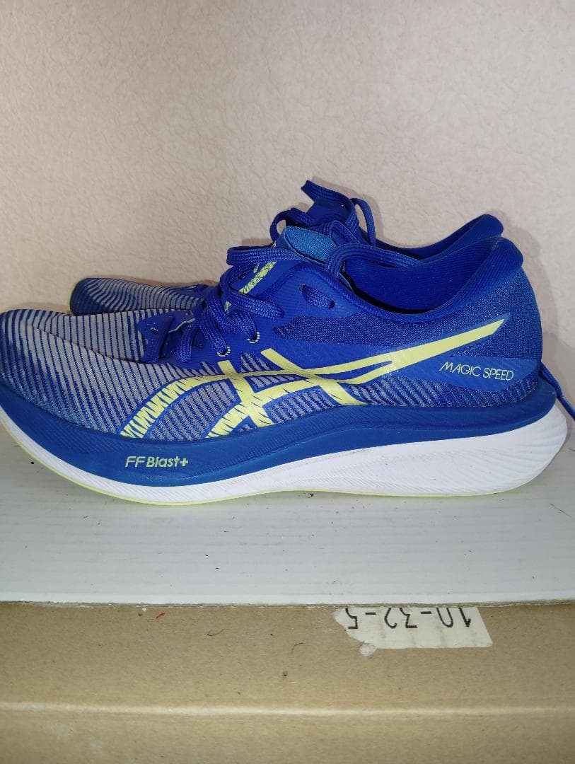 ASICS Magic Speed 25.5cm カーボン マジックスピード 3