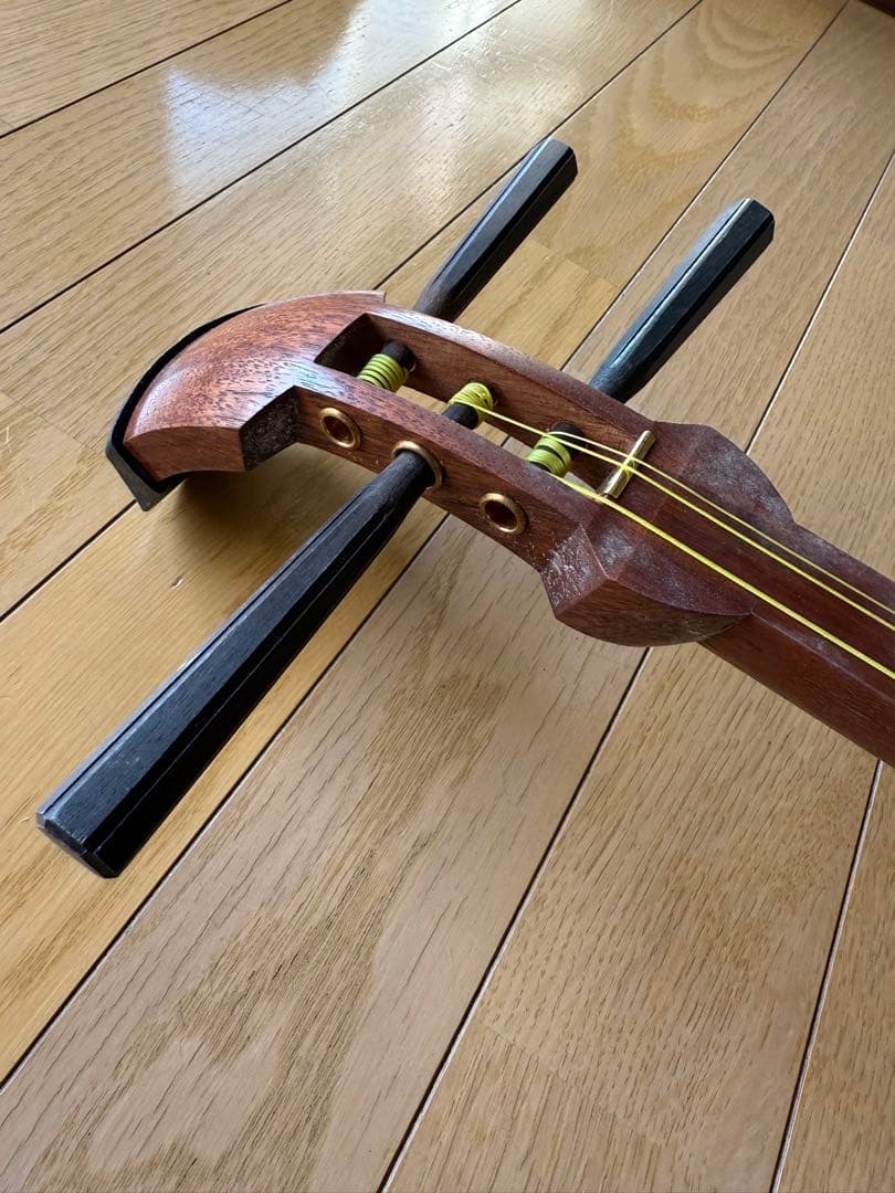 三味線本体　難あり　約100cm 袋付き