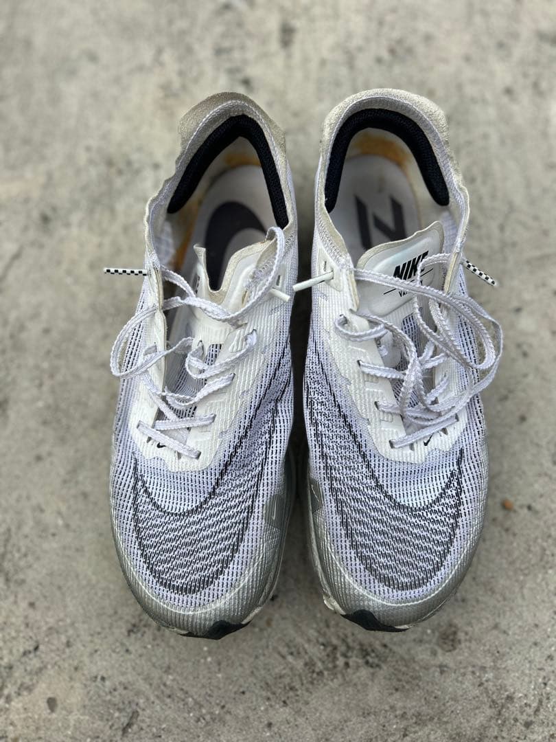 Nike ZoomX Vaporfly Next% 26センチ