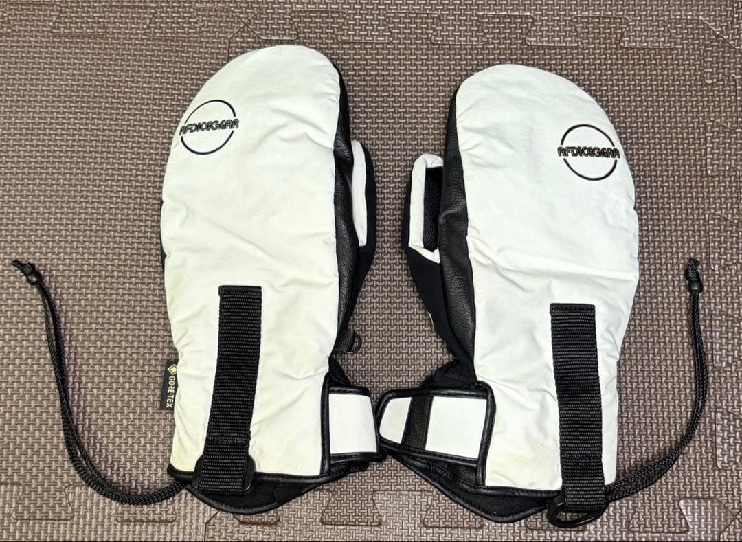 AFDICEGEAR ミトングローブ　スノーボードグローブ　GORE-TEX 白