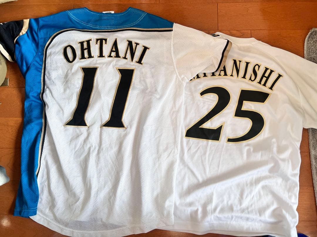 Fighters ユニフォーム OHTANI 11 KITANISHI 25