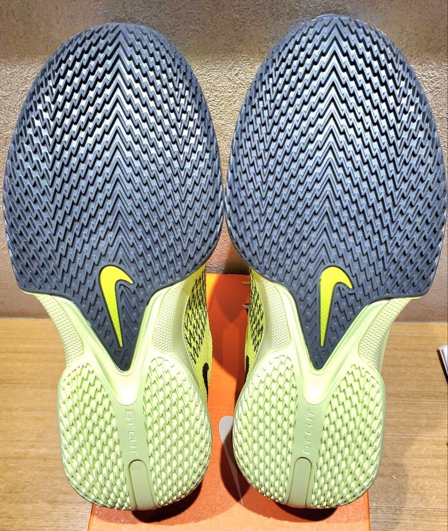 【未使用】NIKE G.T. CUT ACADEMY us9 27.0cm