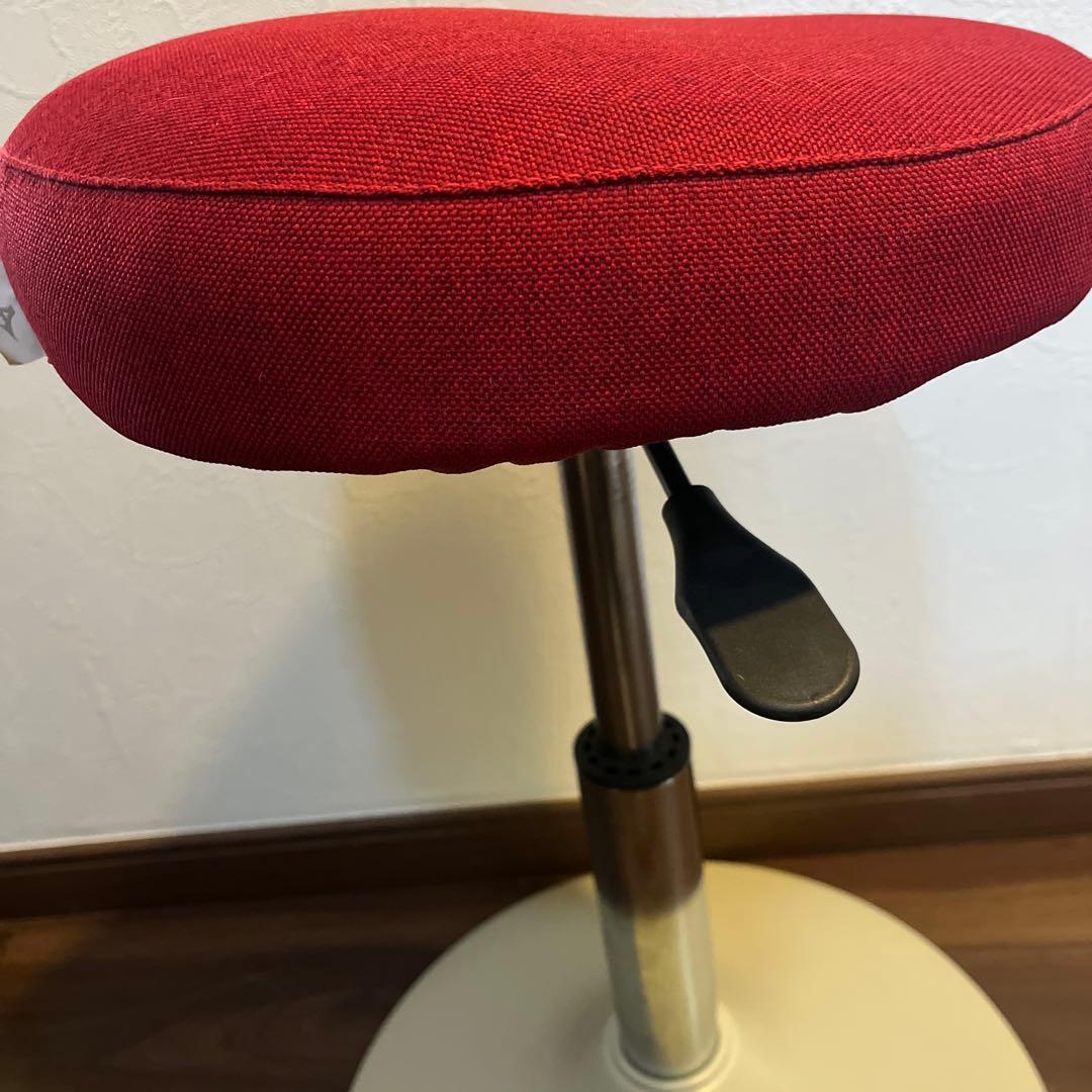 ミズノ ハート型スツール 赤