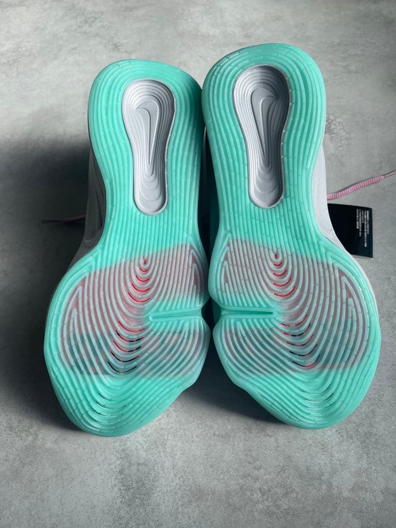 Nike G.T. ハッスル 3 バスケットボールシューズ　値下げ