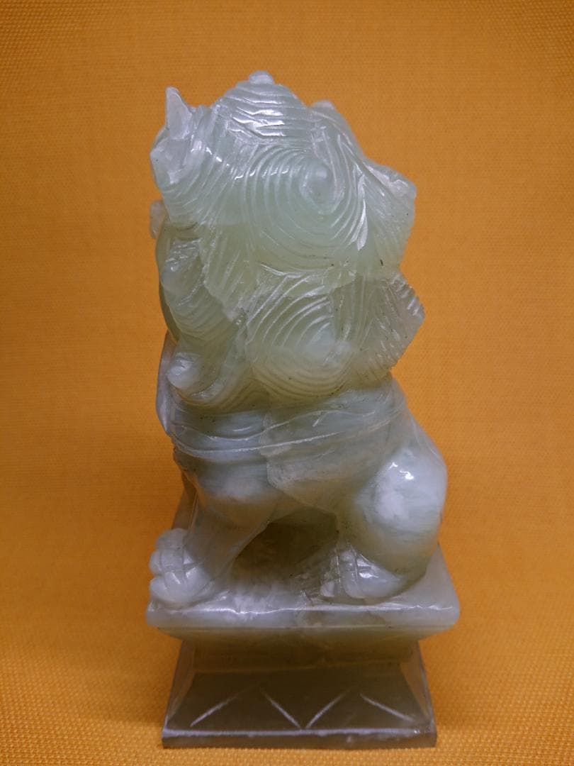 しし　獅子　雕刻　玉石　翡翠　置物　インテリア　工芸品　美術品　A1157
