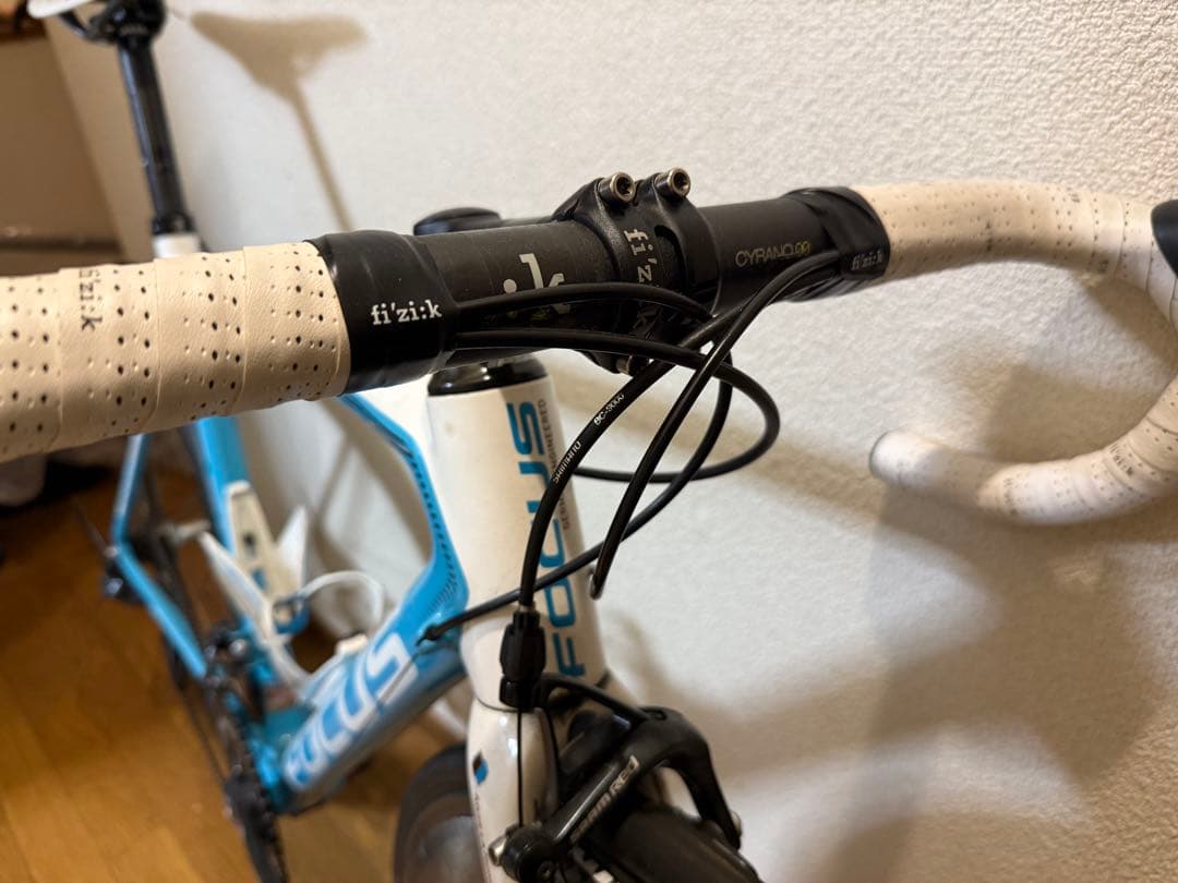 自転車本体 Focus izalco max ag2r