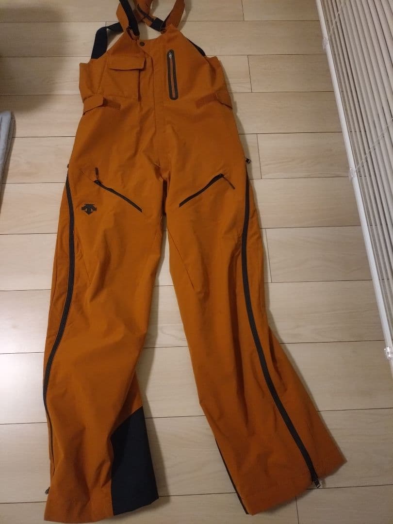 DESCENTE　ビブパンツ