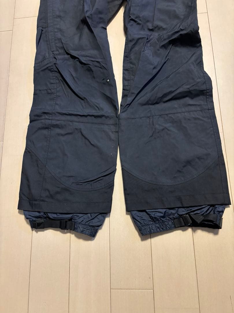 【状態難あり】patagoniaスキーパンツ