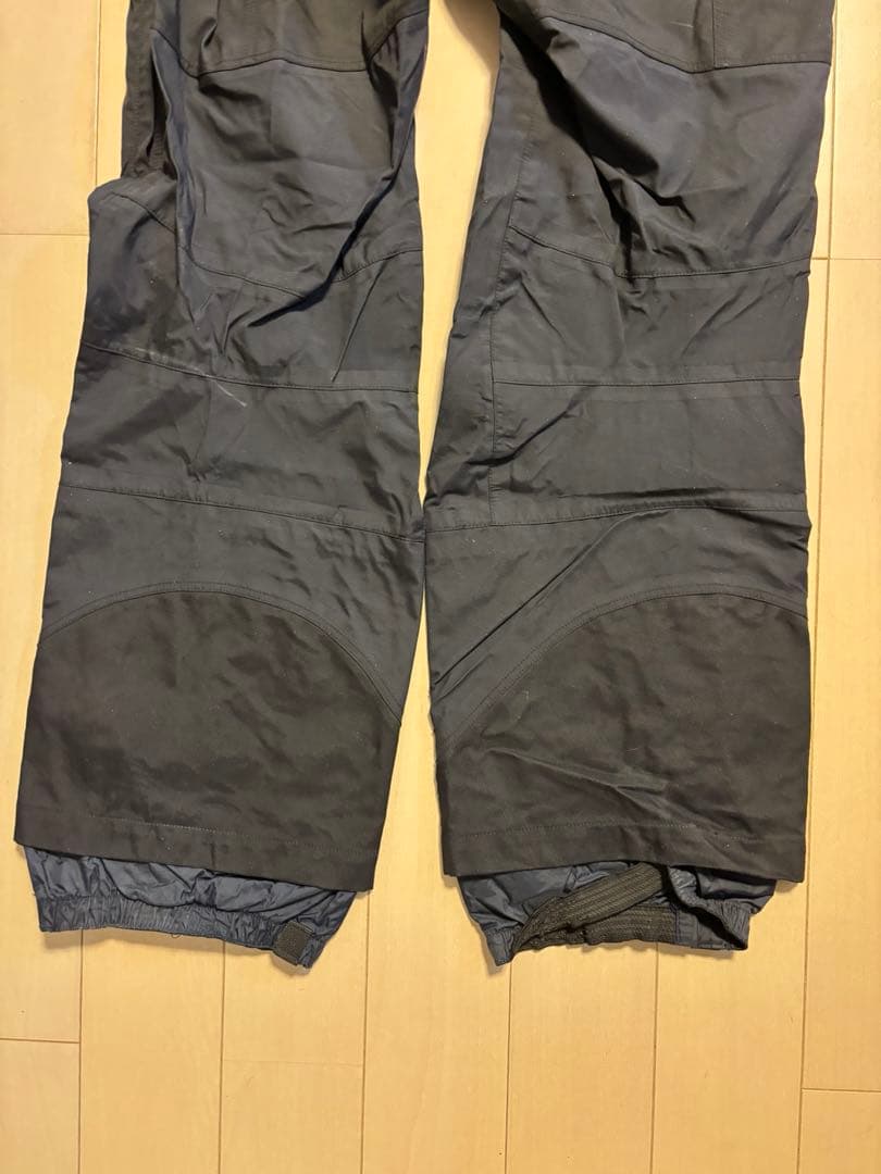 【状態難あり】patagoniaスキーパンツ