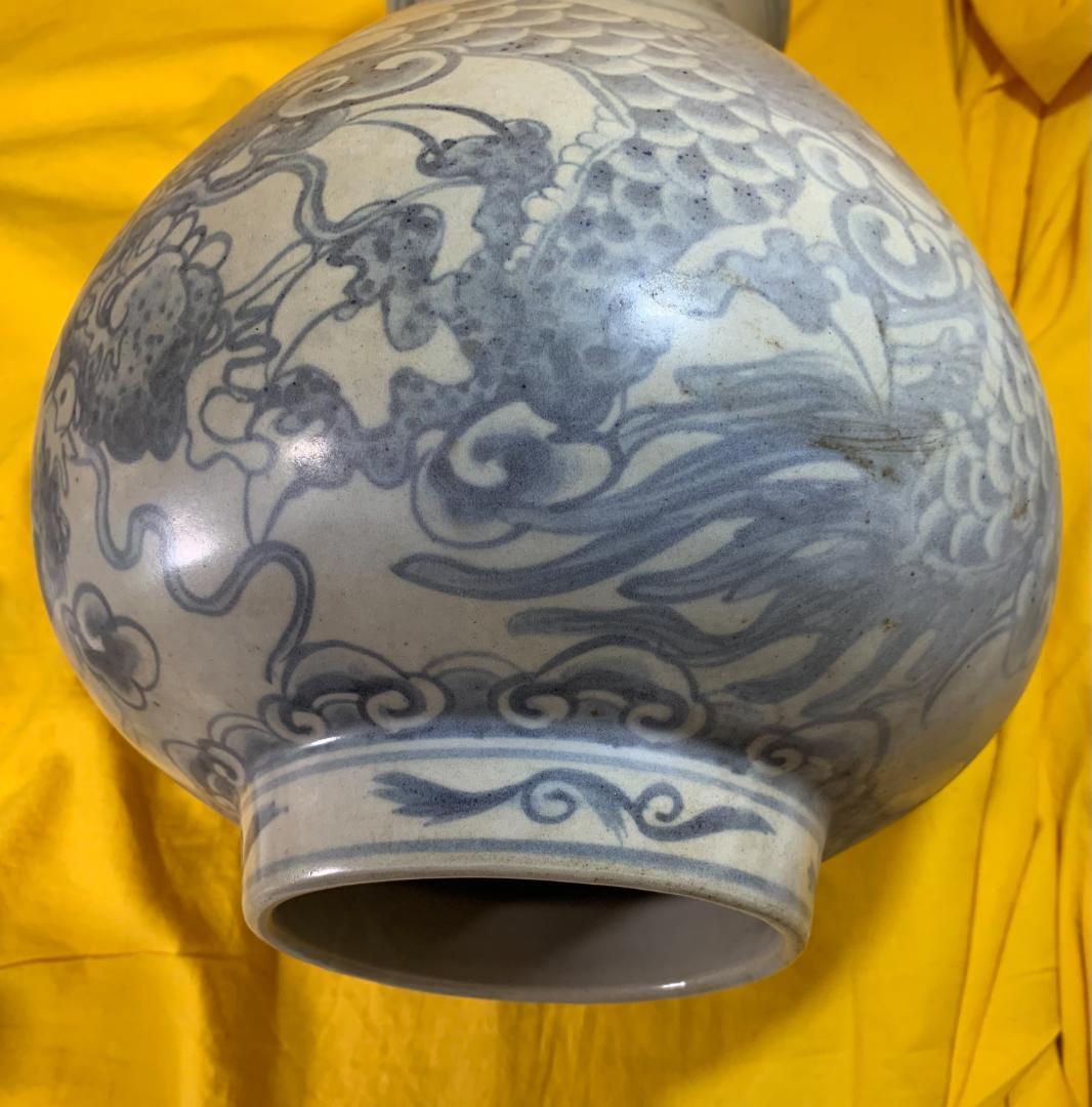 希少!! 李朝白磁染付雲龍紋壺 中国古玩 朝鮮美術 壷 青花 骨董品 現状品!!