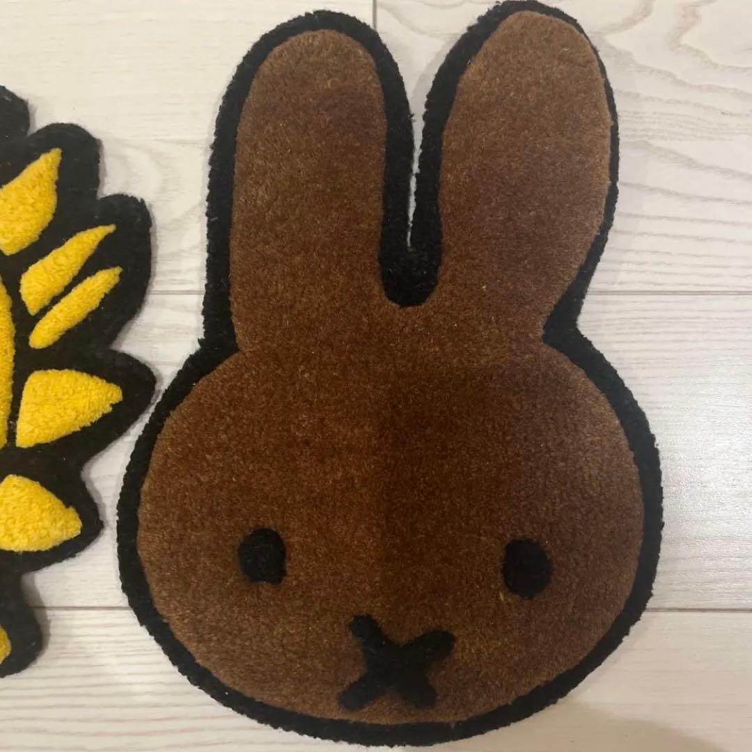 miffy ミッフィ　チェアマット　チェアパッド　ライオン　メラニー