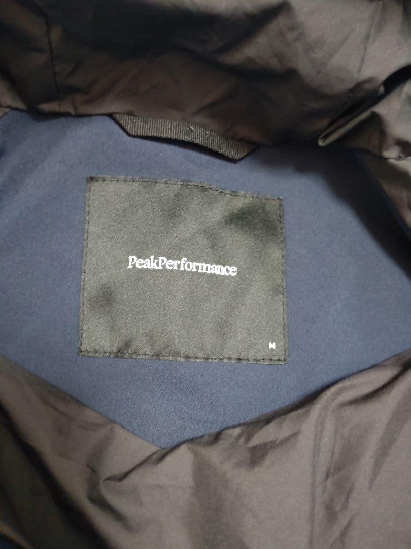 PeakPerformanceダウンジャケット　EU：M表示　JP：Lサイズ