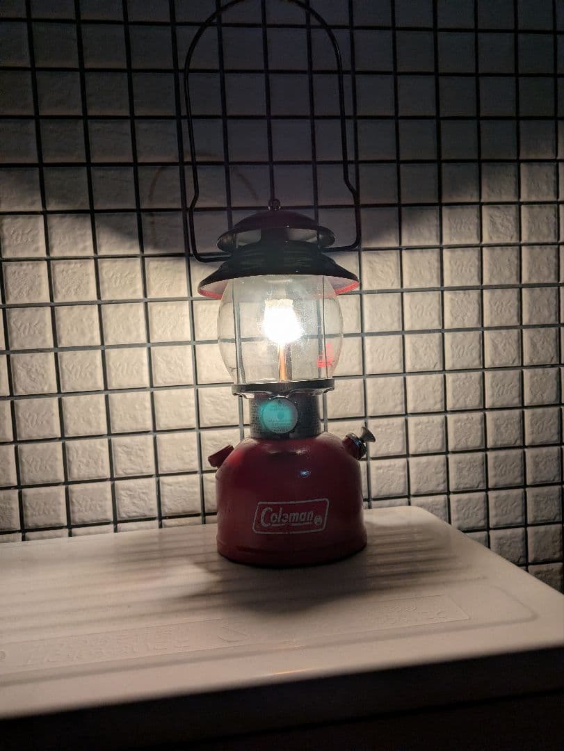 Coleman ガソリンランタン200A レッド
