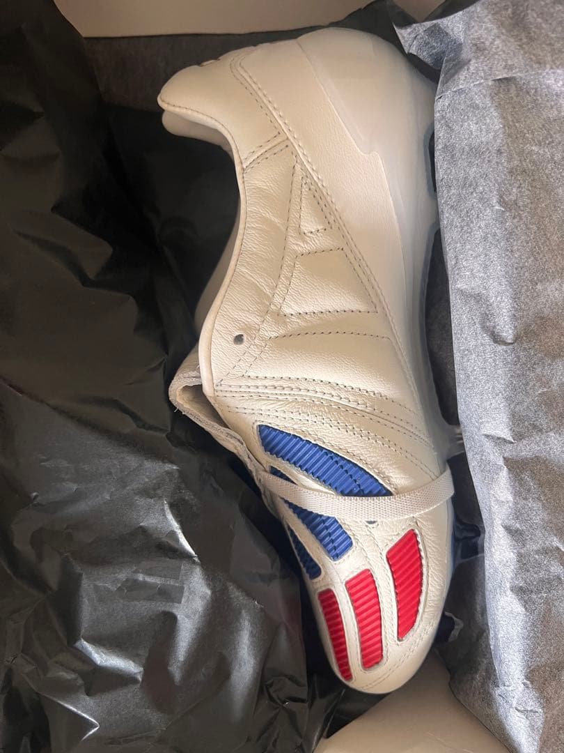 25cm Kith × adidas Predato Mania