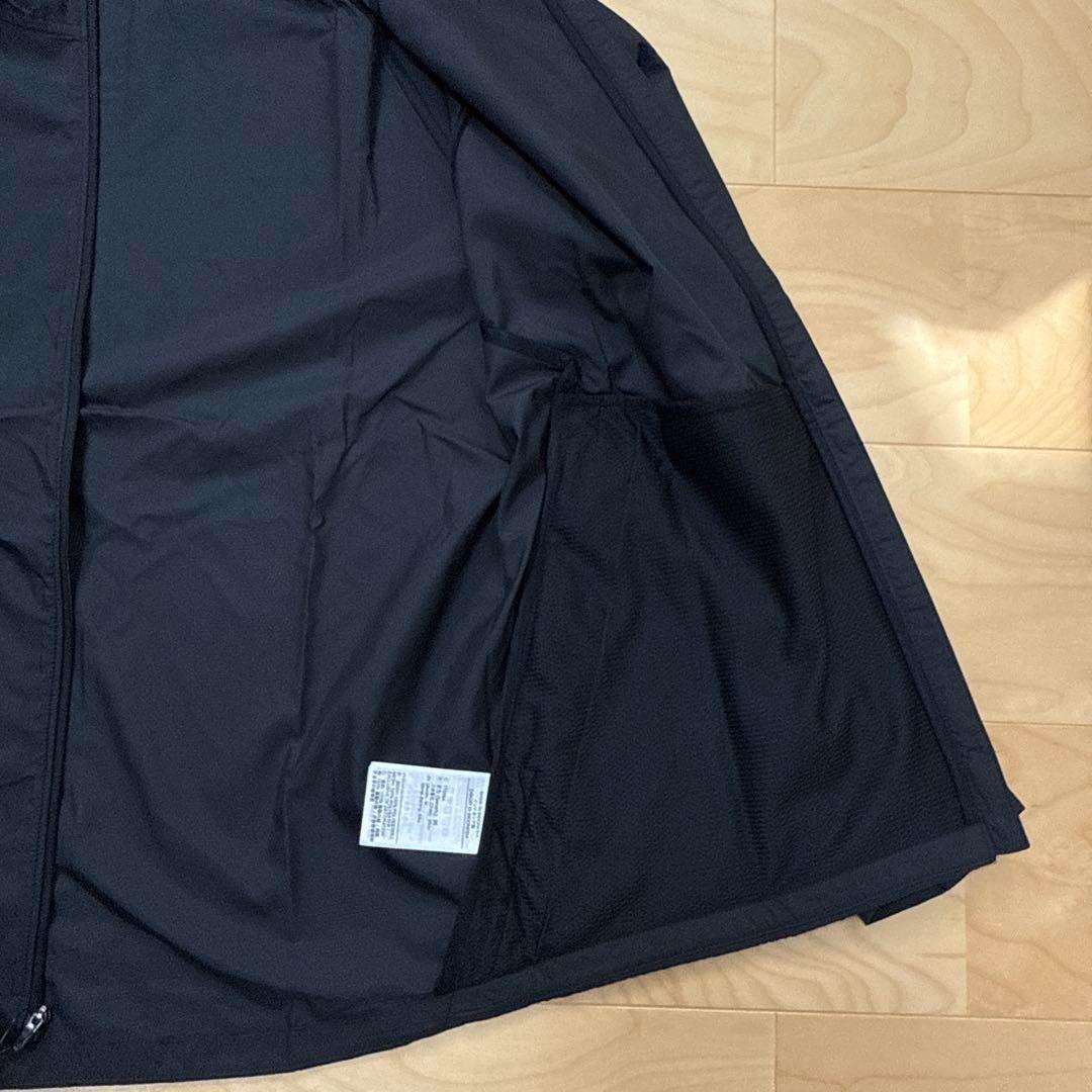 NIKE ランニングジャケット　ウィンドブレーカー　メンズ　黒　M 新品　薄手