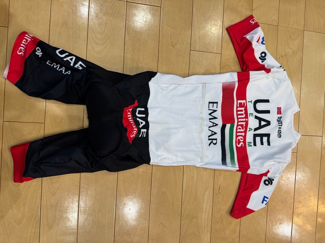 UAE Team Emirates 選手支給品