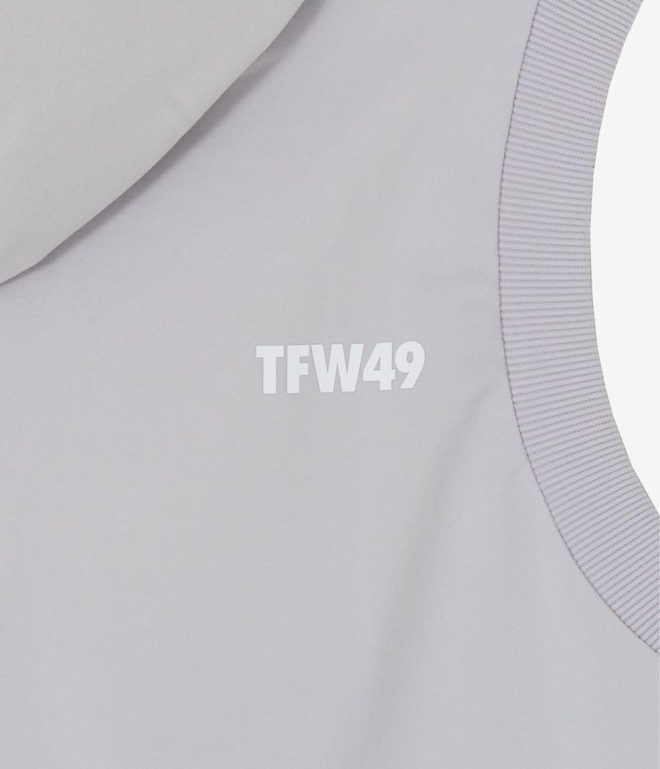新品タグ付き⭐️2025FW新作⭐️フーディベスト⭐️ネイビー