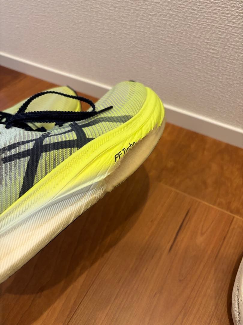 asics メタスピードスカイ　26.5㌢
