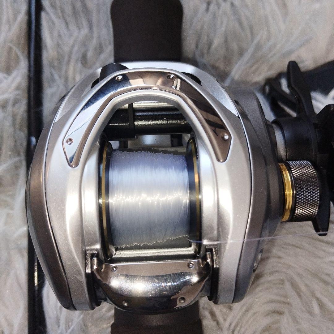 新品バス釣りセットベイトセットスピニングセットルアーワームセットハサミセット