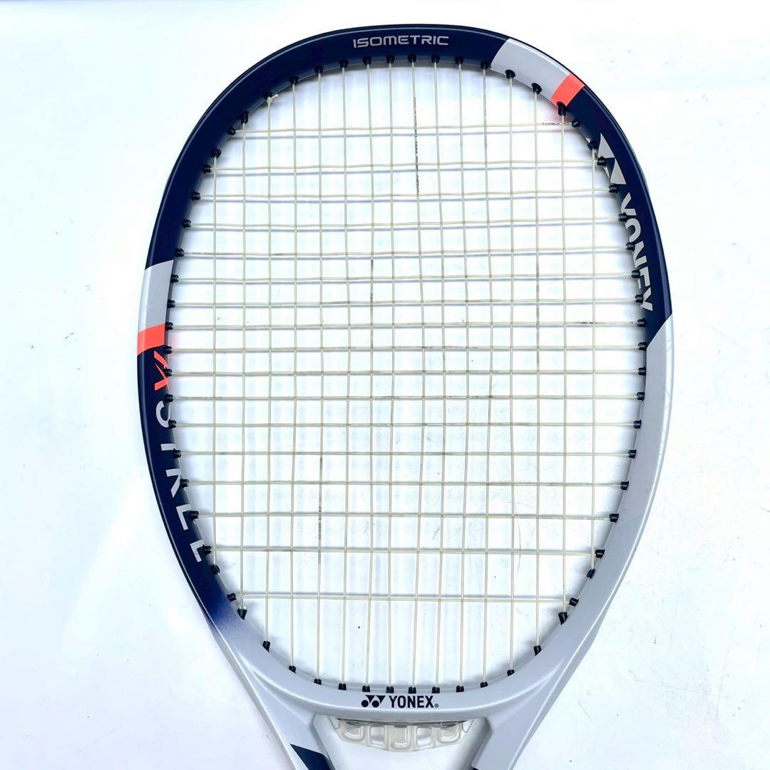 美品　ヨネックス(YONEX) 硬式テニス ラケット アストレル 105