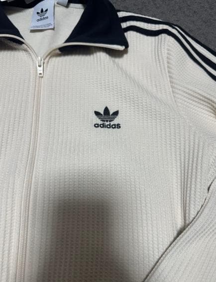 adidas ワッフル　クラシック　トラックトップ　L