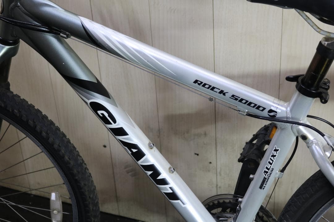 GIANT ROCK5000 26インチ アルミ 24速 430mm MTB