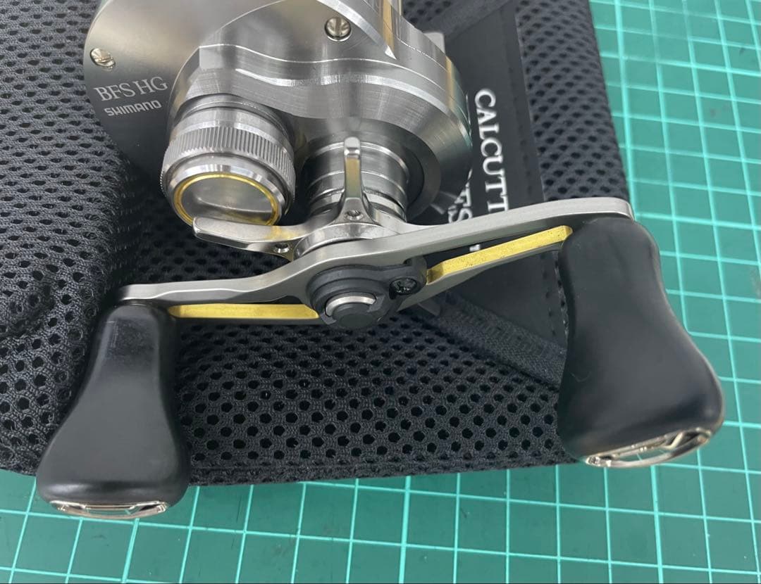 右！シマノ 23カルカッタコンクエストBFS HG RIGHT 7.8