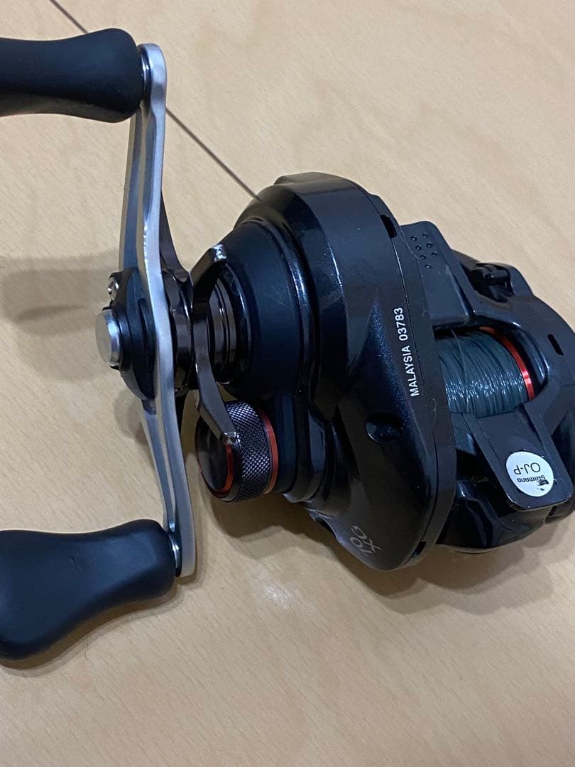 シマノ　スコーピオン　Scorpion 70gx ベイトリール 右巻き