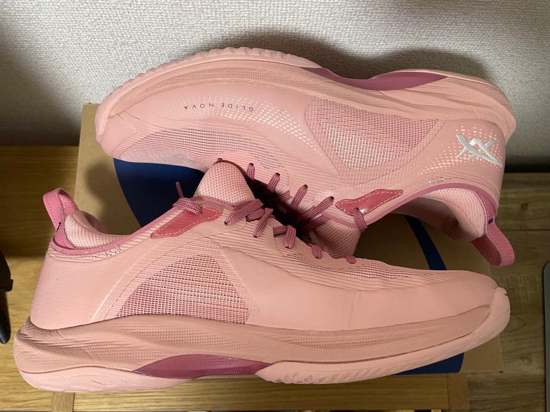 asics アシックス　グライドノヴァ　GLIDENOVA FF4