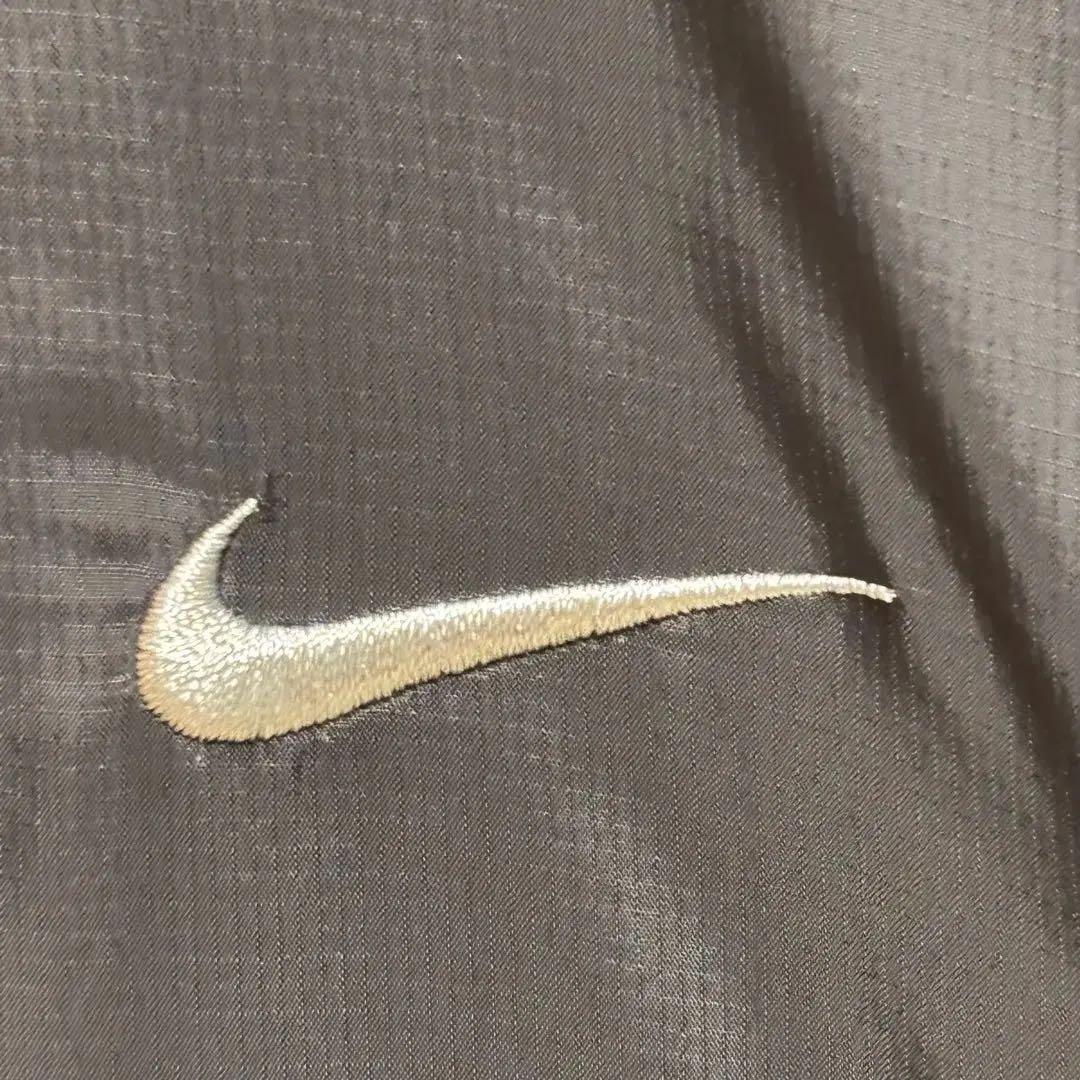 ナイキ　NIKE GOLF ナイロン　ジャケット　Ｖネック　プルオーバー　刺繍