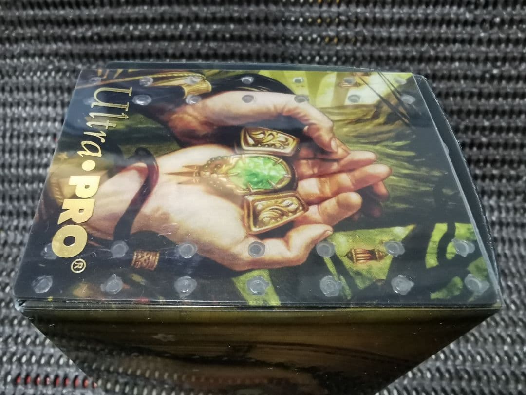 レア　mtg　デッキケース　スリーブ80枚　モックス・ダイヤモンド　mox