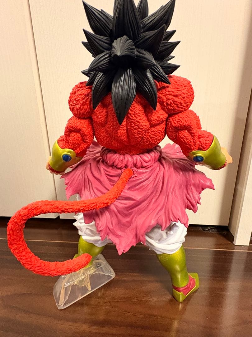 ドラゴンボール フィギュア ブロリー 超サイヤ人4