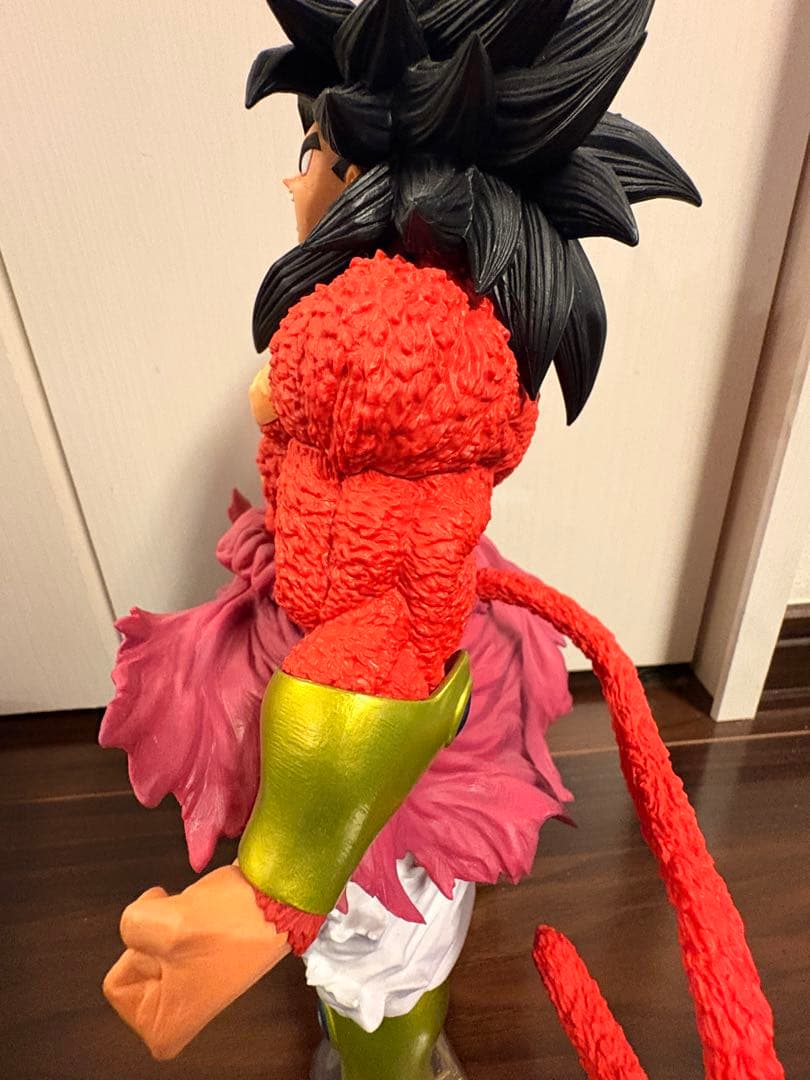 ドラゴンボール フィギュア ブロリー 超サイヤ人4