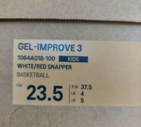 asics ジュニアバスケットシューズ 23.5cm