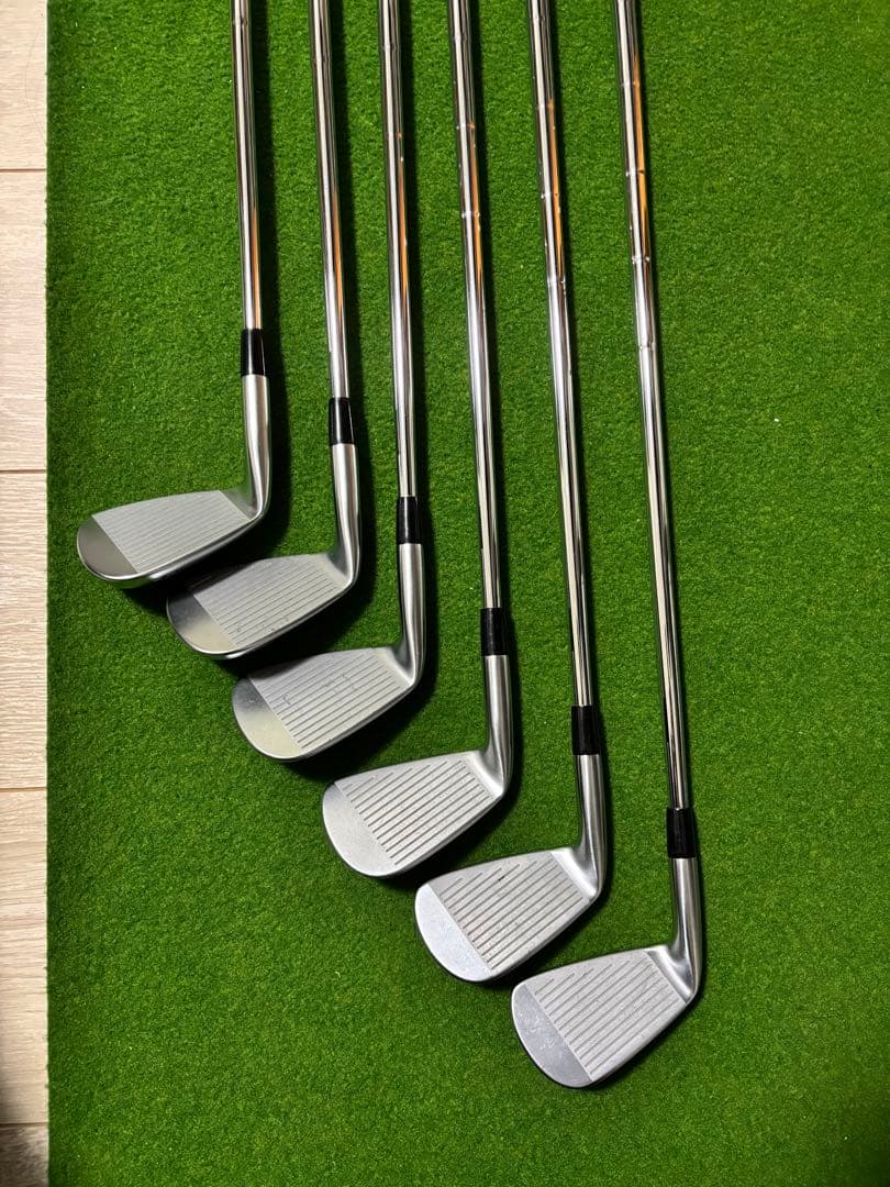 Mizuno JPX TOUR アイアン　dynamic gold S200