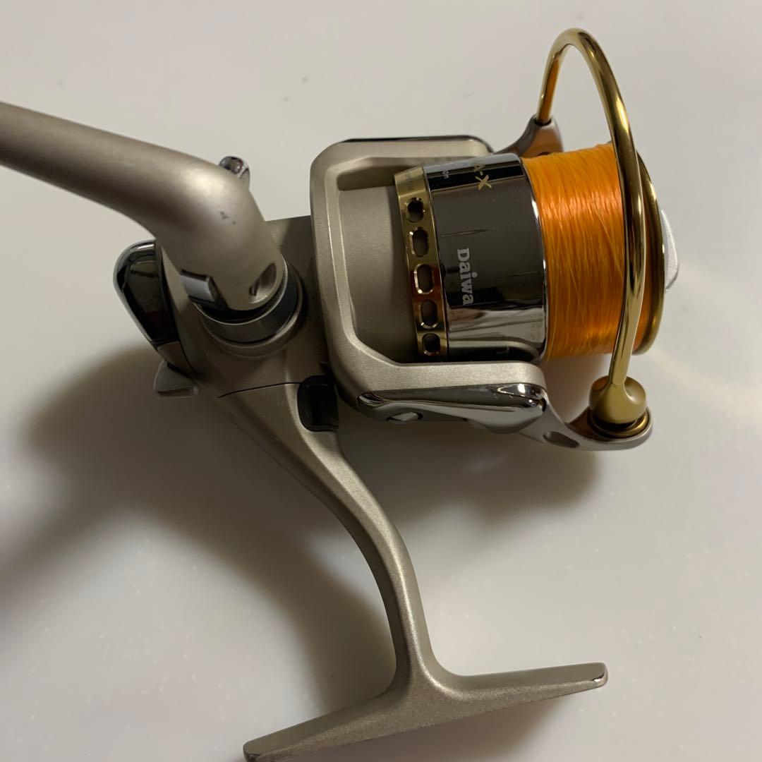 TEAM DAMA-X2004C スピニングリール