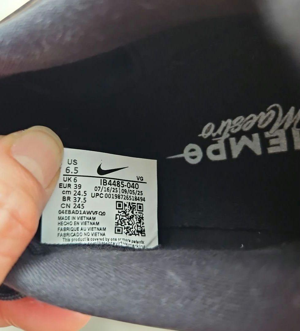 新品NIKEスパイク　 ティエンポ 24.5㎝
