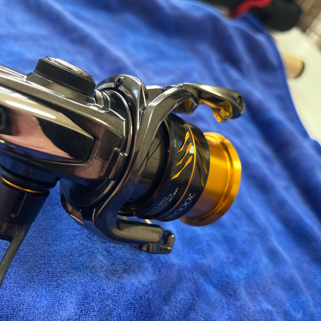 中古美品 シマノ ソアレ Ci4+ 2000SHG