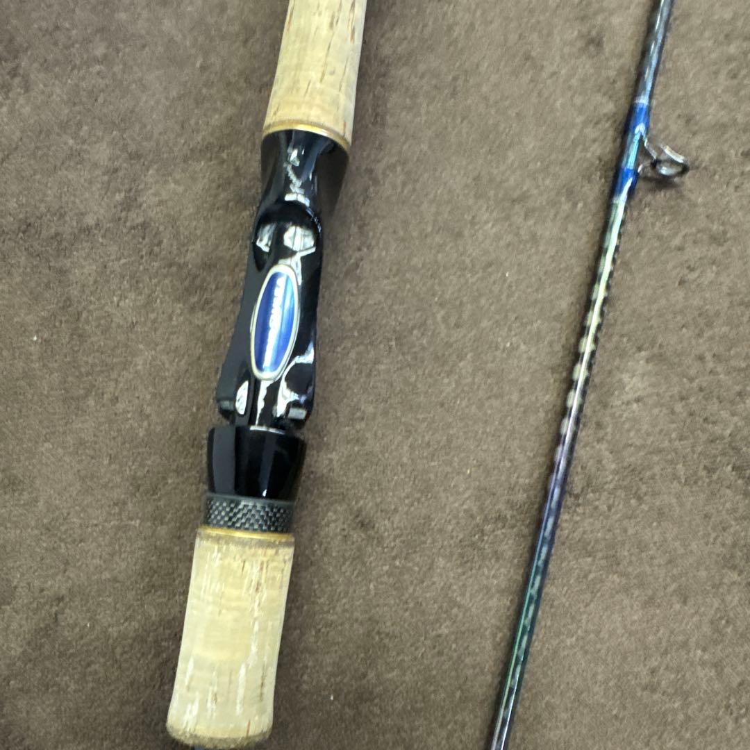 Shimano ワールドシャウラ1701ff-2 美品♪人気のブルー