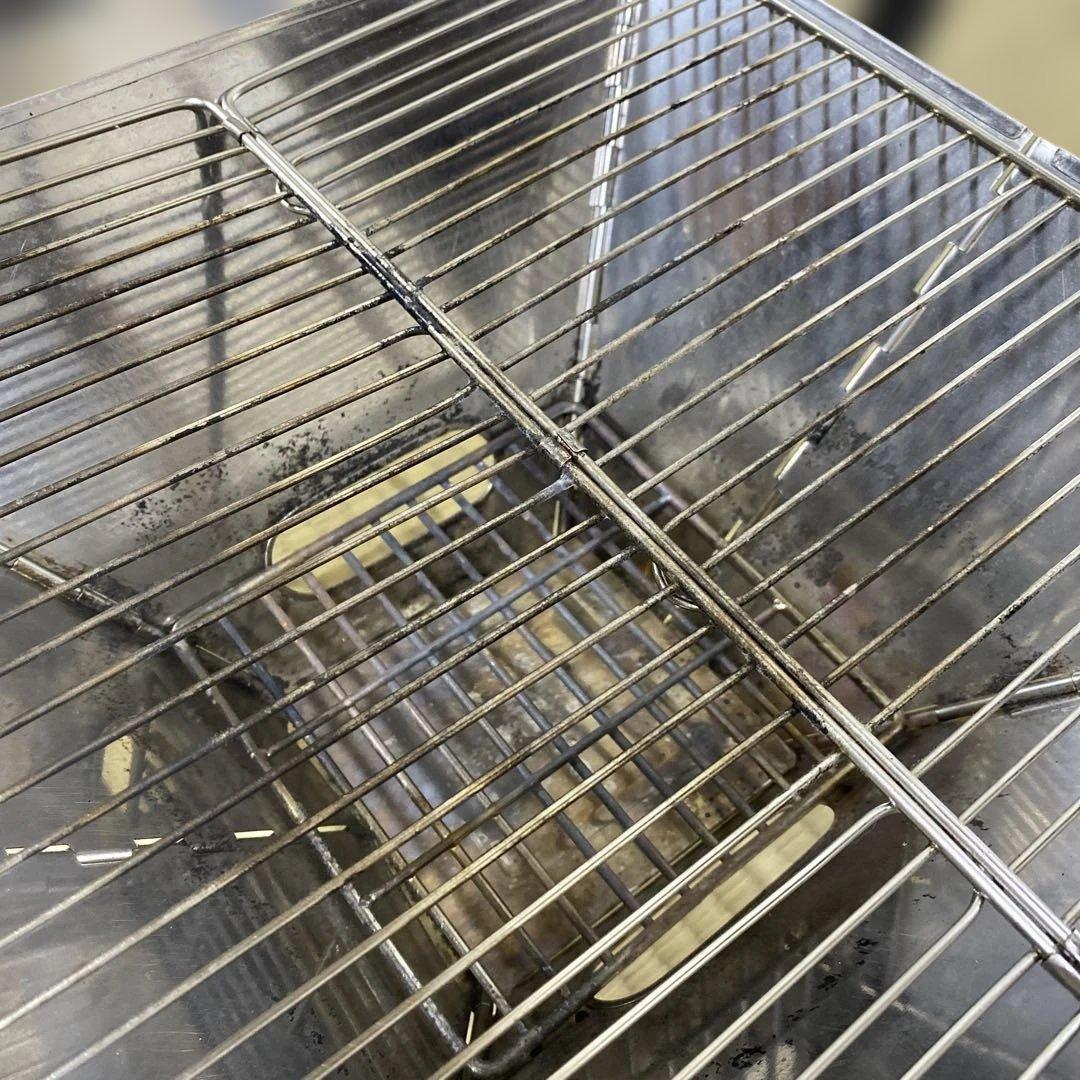 キャンプ用品　コンパクト　バーベキューBBQ 折りたたみ　グリル　小さいサイズ