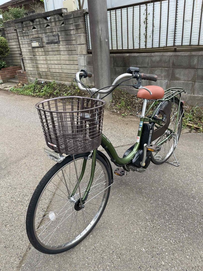 緑色 電動アシスト自転車 前部バスケット付き