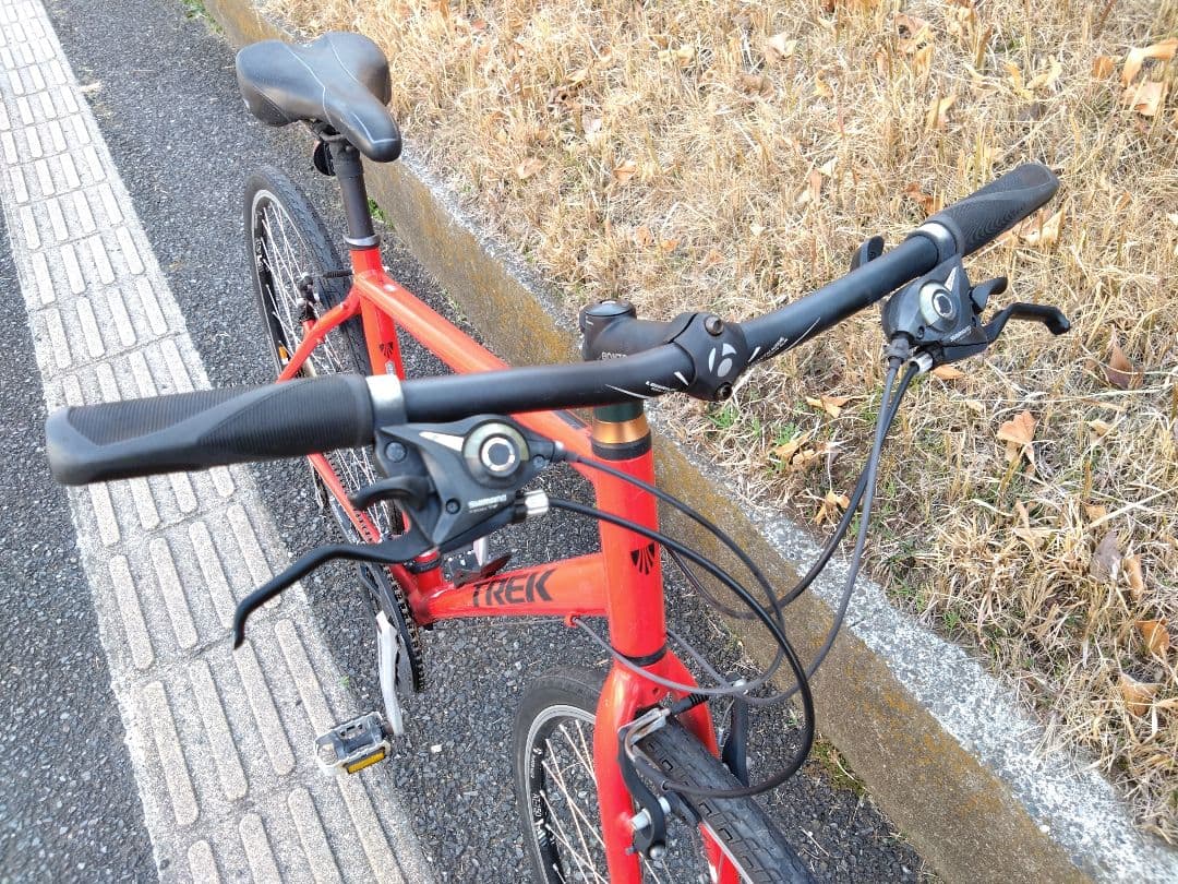 TREK　トレック　7.2 FX 　神奈川　引取限定　クロスバイク