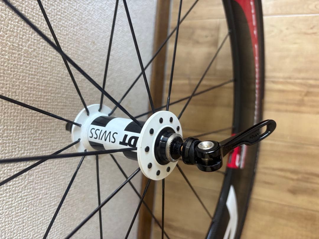 FFWD F9R チューブラー　フロントのみ