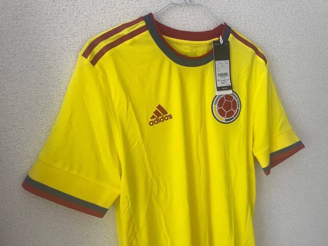 新品・未使用adidasコロンビア代表オーセンティックホームユニフォームOサイズ
