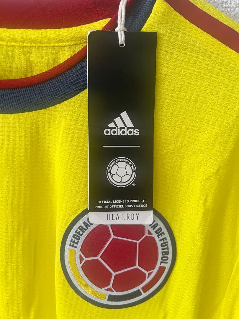 新品・未使用adidasコロンビア代表オーセンティックホームユニフォームOサイズ