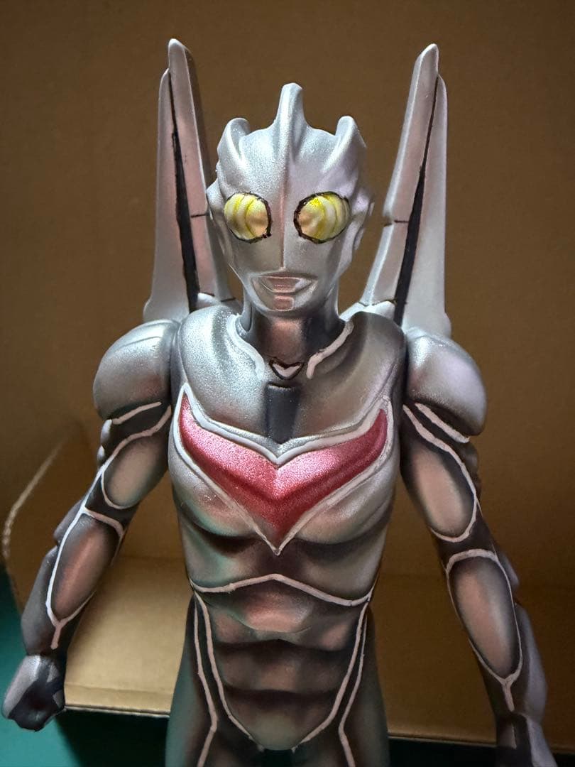 ウルトラヒーローシリーズ ウルトラマンノア ソフビ リペイント