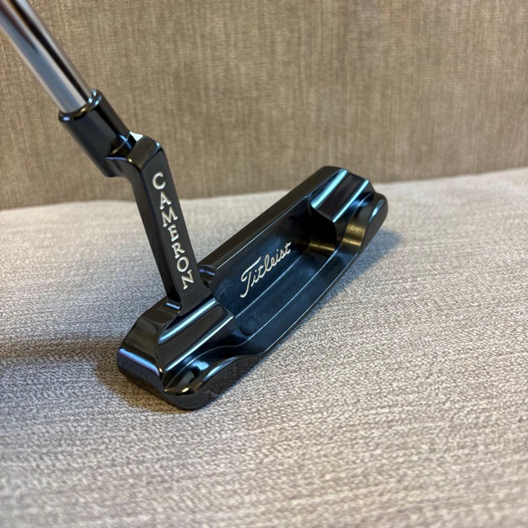 クラブ Scotty Cameron Classic Newport Gun Blue