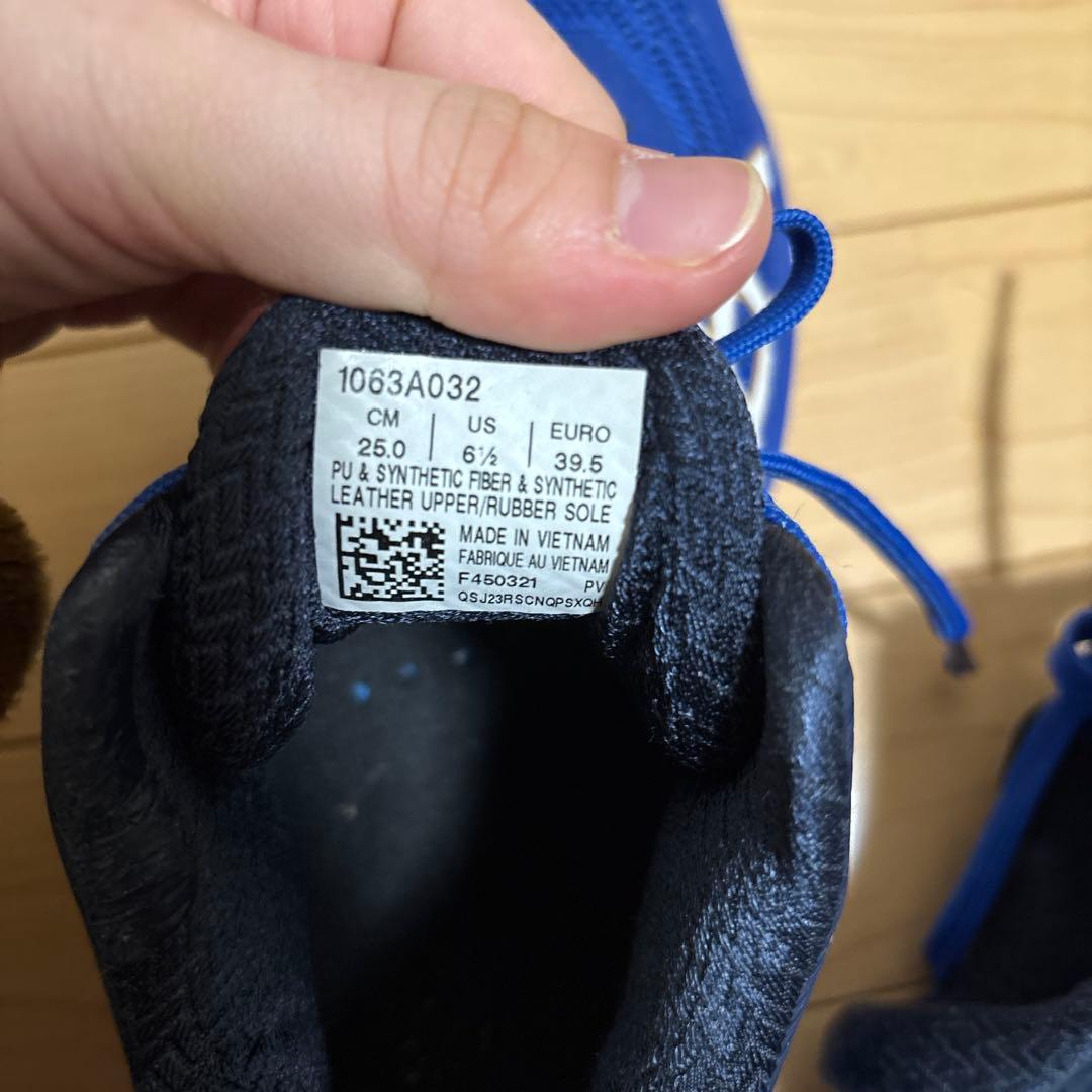 ASICS バスケットボールシューズ ゲルバースト