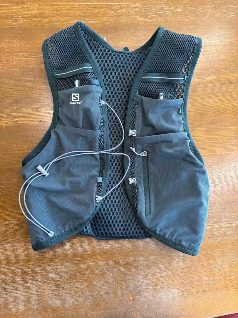 Salomon アクティブスキン8セット　サイズM