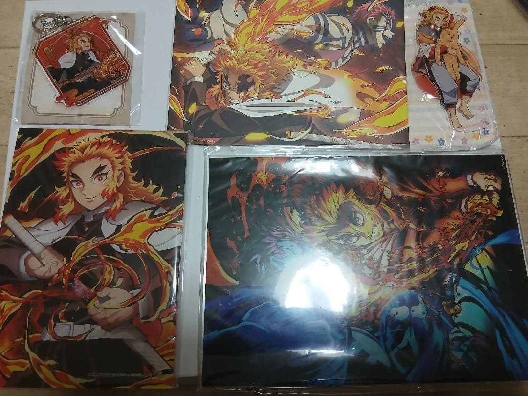 鬼滅の刃　グッズまとめ売り　煉獄杏寿郎多め